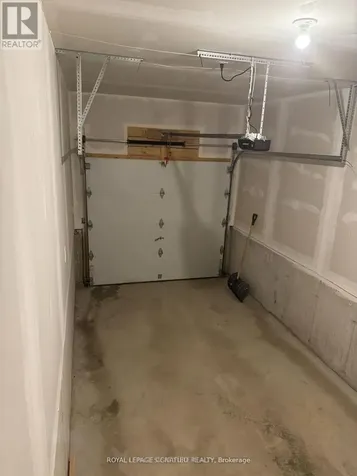 36 Silo Mews Barrie ON L9J 0V3