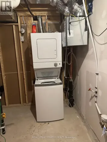 36 Silo Mews Barrie ON L9J 0V3