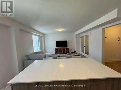 36 Silo Mews Barrie ON L9J 0V3