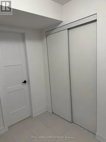 36 Silo Mews Barrie ON L9J 0V3