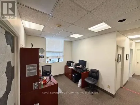 21 Surrey Street West Guelph (downtown) ON N1H 3R3