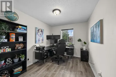 50 Springcreek Crescent Ottawa ON K2M 2M2