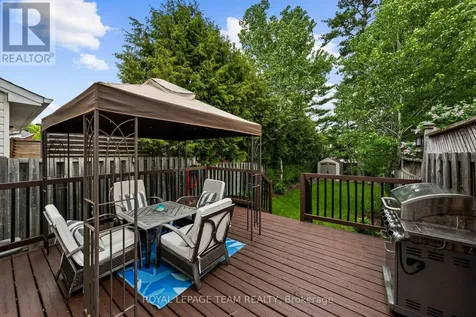 50 Springcreek Crescent Ottawa ON K2M 2M2