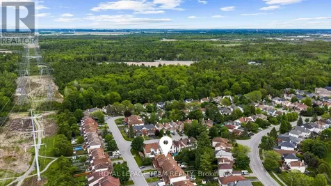 50 Springcreek Crescent Ottawa ON K2M 2M2