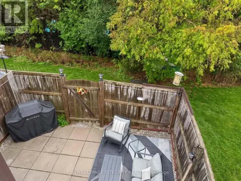 1414 Foxwell Street Ottawa ON K1B 5J4