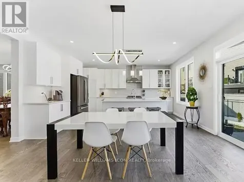 352 Cloyne Crescent Ottawa ON K2J 6W4