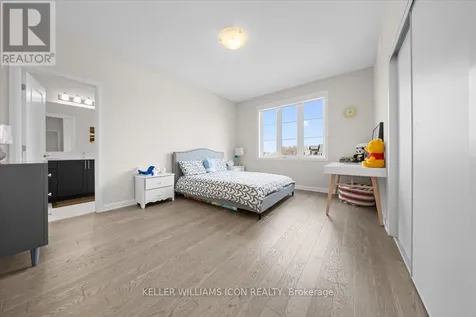 352 Cloyne Crescent Ottawa ON K2J 6W4