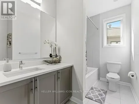 352 Cloyne Crescent Ottawa ON K2J 6W4