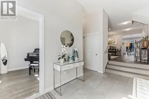 352 Cloyne Crescent Ottawa ON K2J 6W4