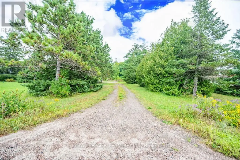00 Gillan Road Renfrew ON K7V 4L3