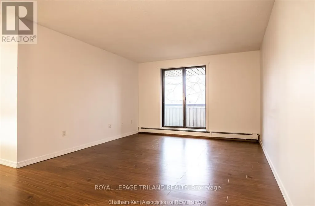 955 Grand Avenue West Chatham-kent ON N7L 4Z6