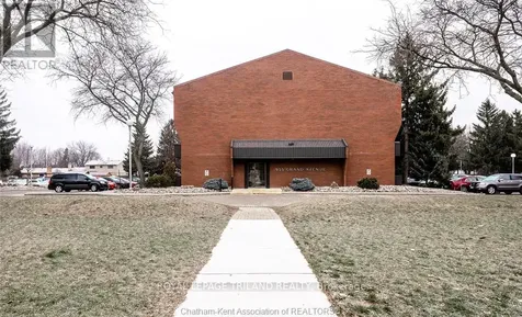 955 Grand Avenue West Chatham-kent ON N7L 4Z6