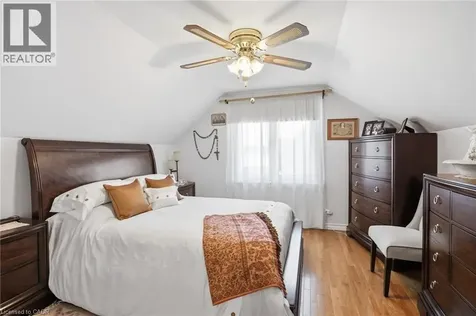 192 Parkdale Avenue South Hamilton ON L8K 3P4
