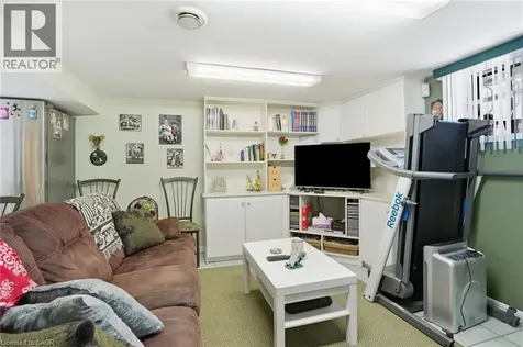 192 Parkdale Avenue South Hamilton ON L8K 3P4
