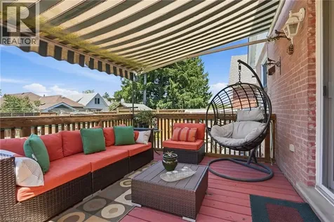 192 Parkdale Avenue South Hamilton ON L8K 3P4