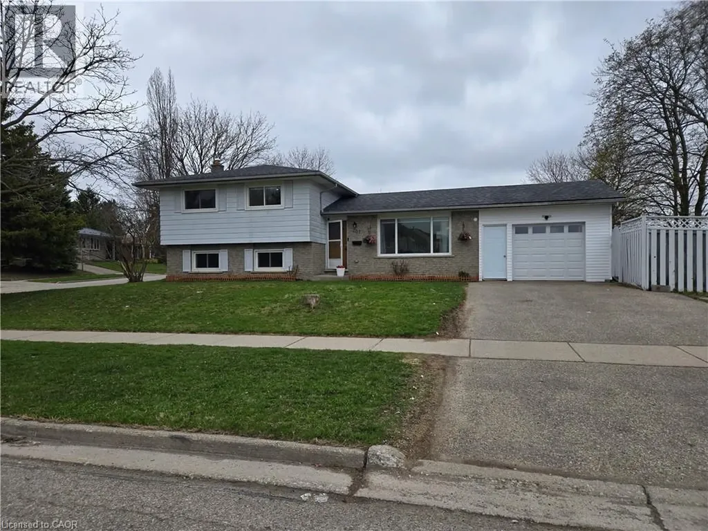 261 Overlea Drive Kitchener ON N2M 1T7