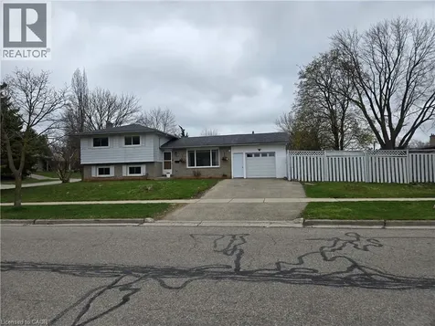 261 Overlea Drive Kitchener ON N2M 1T7