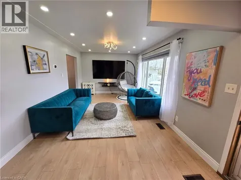 261 Overlea Drive Kitchener ON N2M 1T7