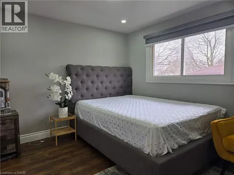 261 Overlea Drive Kitchener ON N2M 1T7