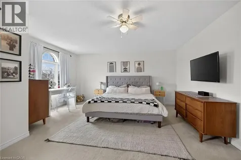 30 Braemar Avenue Caledonia ON N3W 2M1