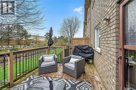 30 Braemar Avenue Caledonia ON N3W 2M1