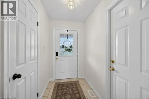 30 Braemar Avenue Caledonia ON N3W 2M1