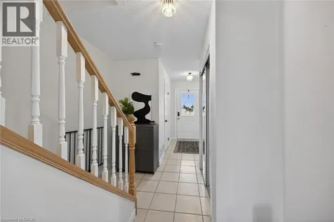 30 Braemar Avenue Caledonia ON N3W 2M1
