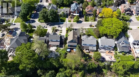 47 Mountain Park Avenue Hamilton ON L9A 1A1