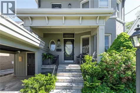 47 Mountain Park Avenue Hamilton ON L9A 1A1