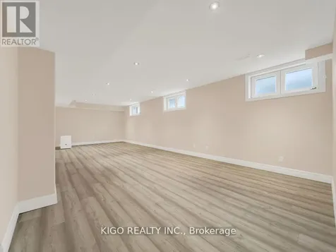 236 Neilson Avenue Waterloo ON N2J 2M3