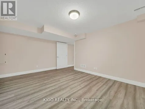 236 Neilson Avenue Waterloo ON N2J 2M3
