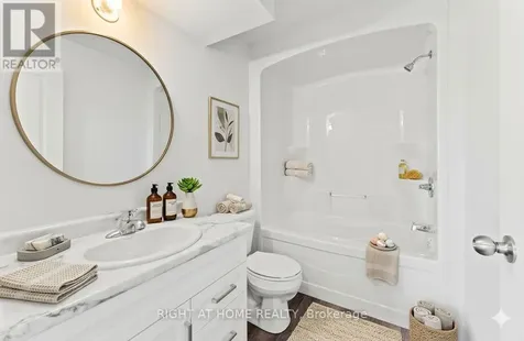 382 Mulberry Lane Lakeshore ON N8L 1A9