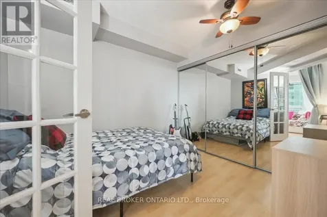 185 Legion Road North Toronto (mimico) ON M8Y 0A1