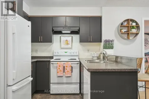 185 Legion Road North Toronto (mimico) ON M8Y 0A1