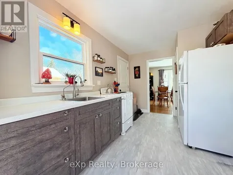 1043 9 Highway South Bruce ON N0G 2J0