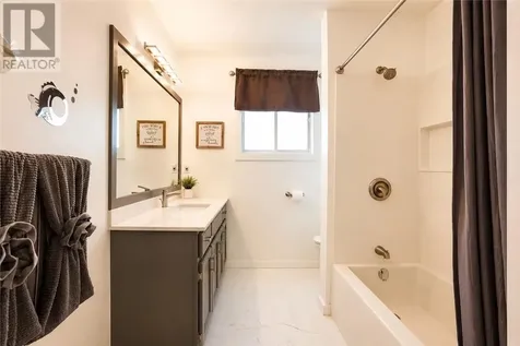 34 Jolette Avenue Azilda ON P0M 1B0
