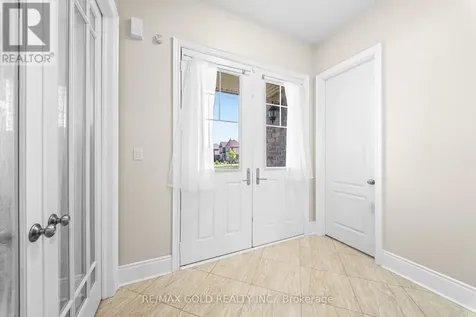 16 Meek Avenue Mono ON L9W 6W8