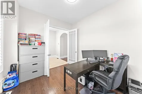 16 Meek Avenue Mono ON L9W 6W8