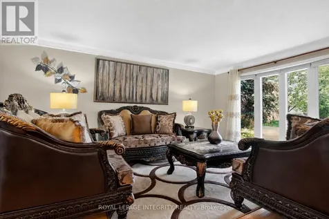 1646 Grey Nuns Drive Ottawa ON K1C 1T7