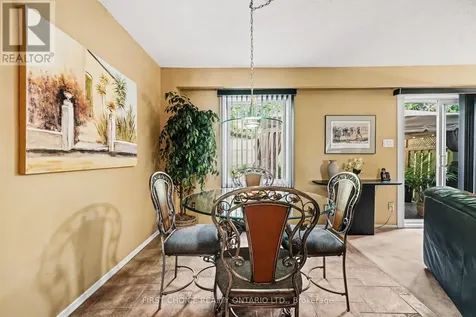 1793 Axminster Court Ottawa ON K1C 1Z5