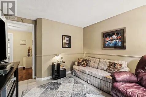 1793 Axminster Court Ottawa ON K1C 1Z5