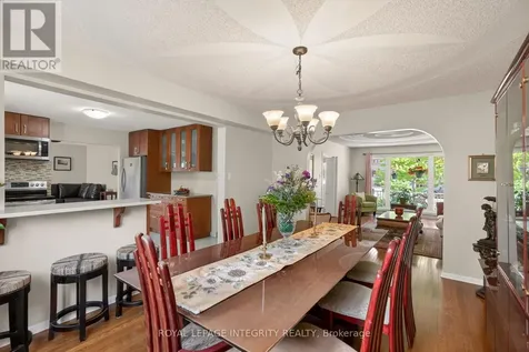 1409 Lepage Avenue Ottawa ON K1Z 8M8