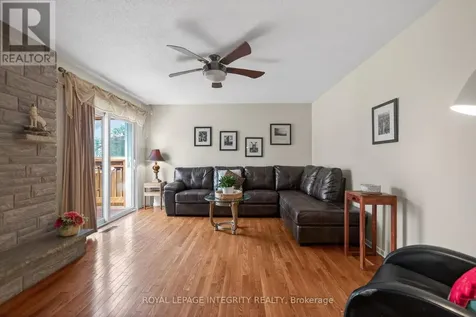 1409 Lepage Avenue Ottawa ON K1Z 8M8