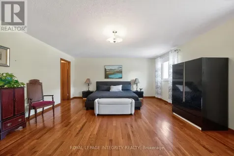 1409 Lepage Avenue Ottawa ON K1Z 8M8