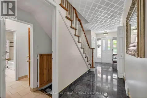 1409 Lepage Avenue Ottawa ON K1Z 8M8