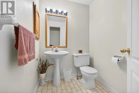 97 Flanders Street Ottawa ON K2J 3K2