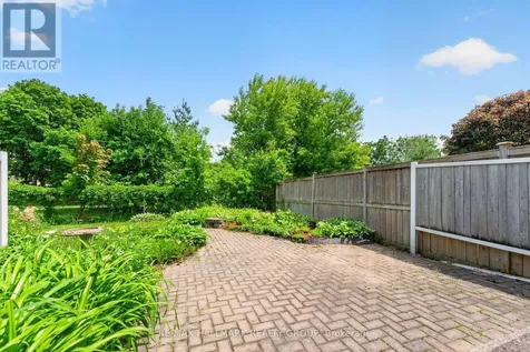 97 Flanders Street Ottawa ON K2J 3K2