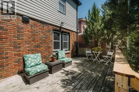 2263 Fraser Avenue Windsor ON N8X 3Z6