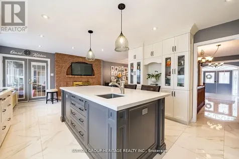 3944 19th Avenue Markham ON L6C 1M2