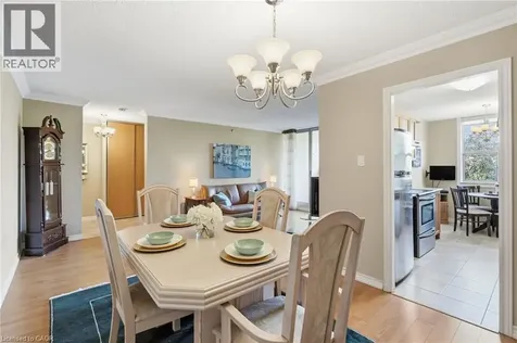 205 Hilda Avenue North York ON M2M 4B1